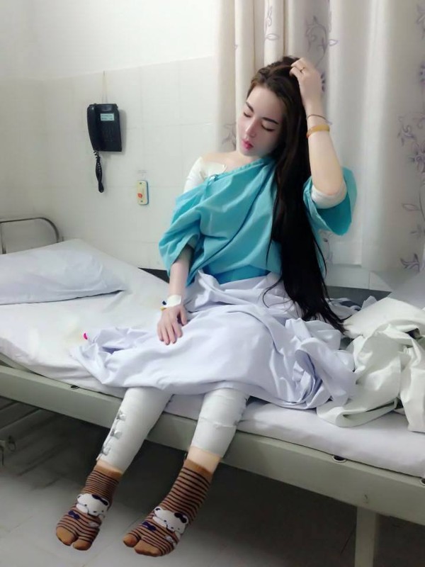 Giật mình với “dung nhan” thực của các Hot girl mạng