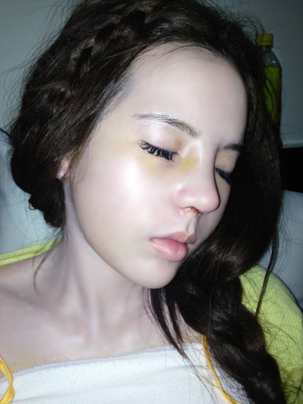 Giật mình với “dung nhan” thực của các Hot girl mạng