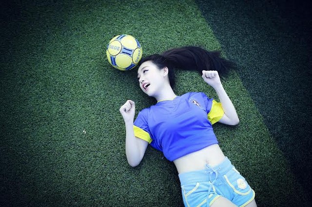 Những thiếu nữ Việt xinh đẹp cổ vũ World Cup