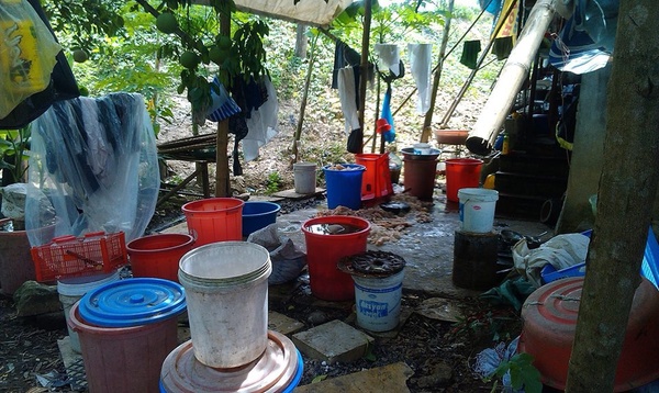 Dân mạng sốc khi thấy cảnh chế biến Nem chua Thanh Hóa