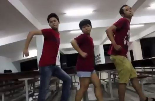 Clip: “Tên tôi đâu?” của sinh viên siêu hài hước