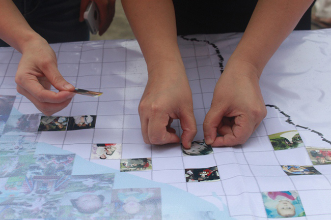 Bản đồ Việt Nam kỷ lục với nhiều bức ảnh gia đình nhất