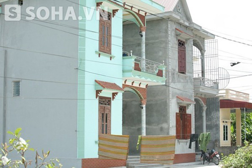 Sự thật về cuộc sống nghèo khổ của gia đình ca sĩ Lệ Rơi Sự thật về cuộc sống nghèo khổ của gia đình ca sĩ Lệ Rơi