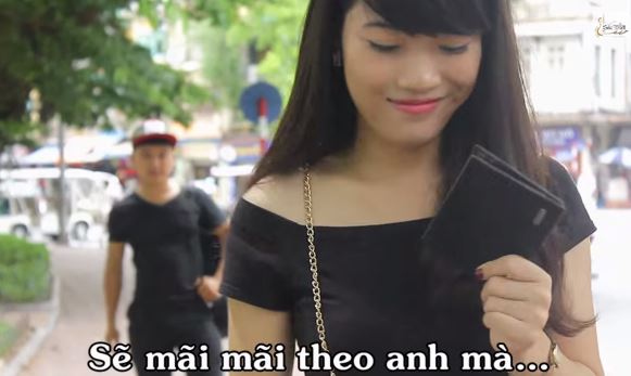 “Nắm lấy tay anh” phiên bản FA gây sốt