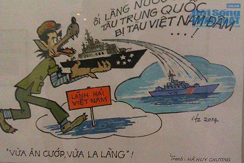 Thâm thúy tranh biếm họa “Hướng về Biển Đông” 