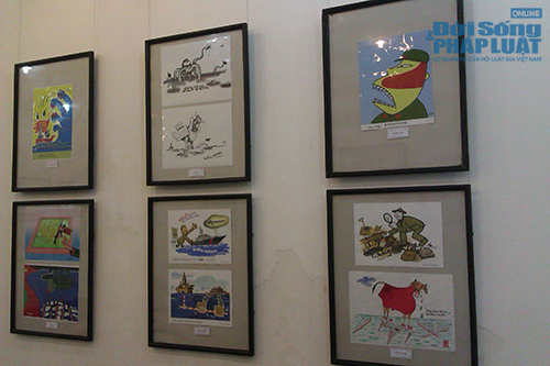 Thâm thúy tranh biếm họa “Hướng về Biển Đông” 