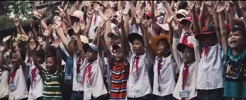 Bản DJ “Đoàn kết dân tộc” làm giới trẻ hừng hực khí thế