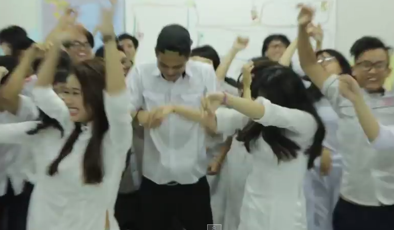 Chuyện thi đại học của Phở 12 làm sĩ tử nghẹn ngào