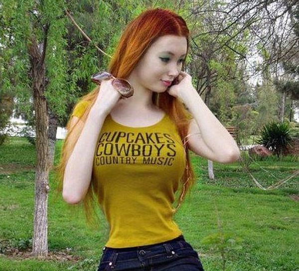 Cô nàng 9X phẫu thuật cơ thể để trở thành búp bê Barbie sống