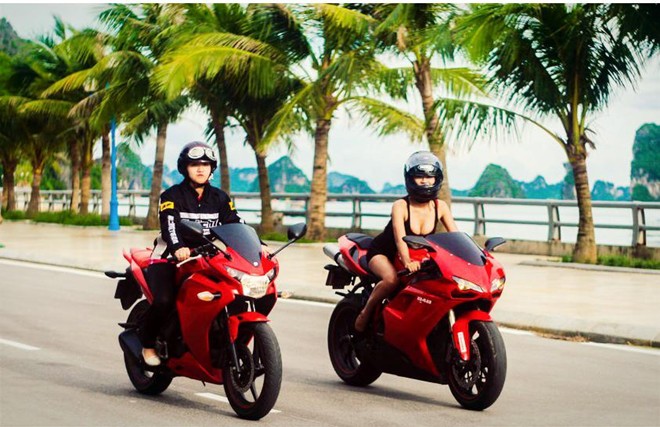 Thiếu nữ Hạ Long nóng bỏng bên xế khủng