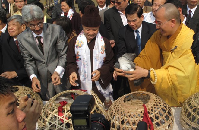 Cách cúng, văn khấn lễ phóng sinh dịp rằm tháng Bảy Cách cúng, văn khấn lễ phóng sinh dịp rằm tháng Bảy