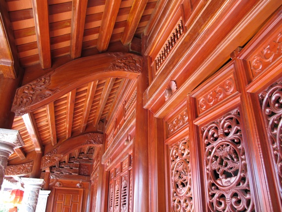 Nhà thờ họ đẹp long lanh của dòng họ Trưởng phòng CSGT Thanh Hóa