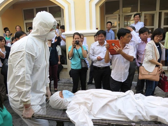 Bên trong nhà cách ly “bệnh nhân Ebola” ở Sài Gòn Bên trong nhà cách ly “bệnh nhân Ebola” ở Sài Gòn