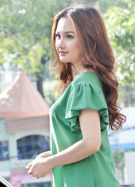 Ngỡ ngàng với nhan sắc xinh đẹp của những cô gái miền Tây 