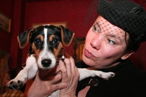 Những cuộc hôn thú kỳ quặc nhất quả đất