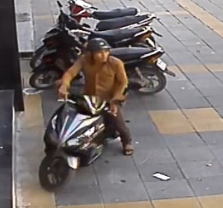 Clip: “Đạo chích” phá khóa xe Airblade trong tích tắc