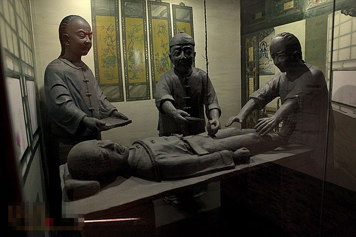 Ác mộng kinh hoàng 3 cực hình tĩnh thân thành thám giám