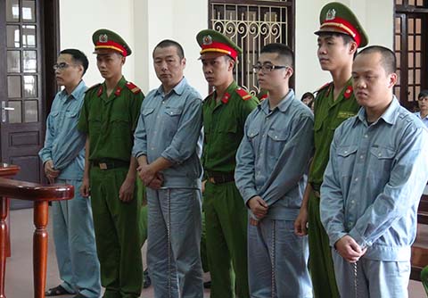 Xét xử 4 “đại gia Trung Quốc” vào Việt Nam lừa đảo