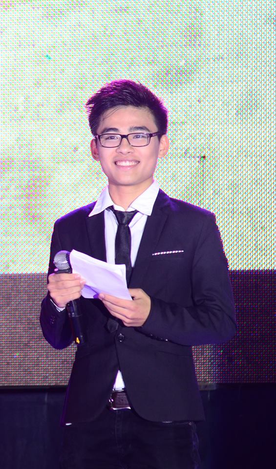 Nam sinh Bách Khoa hào hứng tham gia “Chim Oanh Vũ”