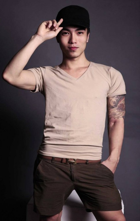 Kenny Sang: Bức xúc chia sẻ “Tưởng rằng nổi tiếng là vui lắm sao? Kenny Sang: Bức xúc chia sẻ “Tưởng rằng nổi tiếng là vui lắm sao?