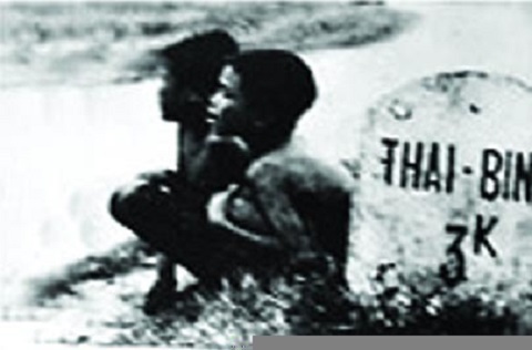 Nạn đói ở Thái Bình: Bóp cổ, moi thức ăn từ miệng người khác