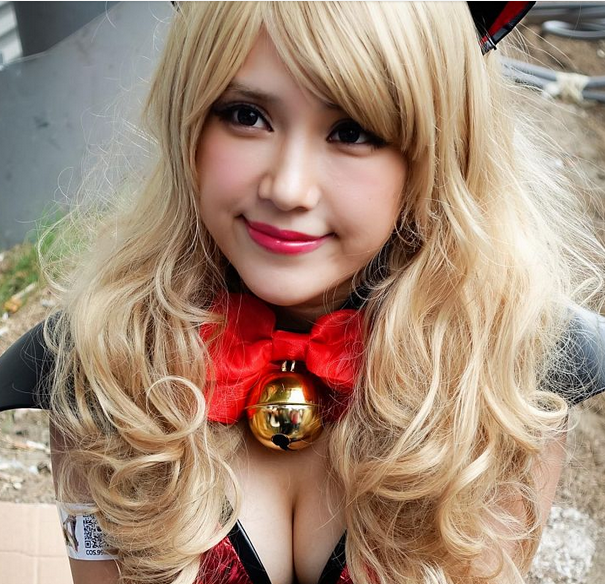 Hội chợ game lớn nhất thế giới: Bỏng mắt với bóng hồng xinh đẹp