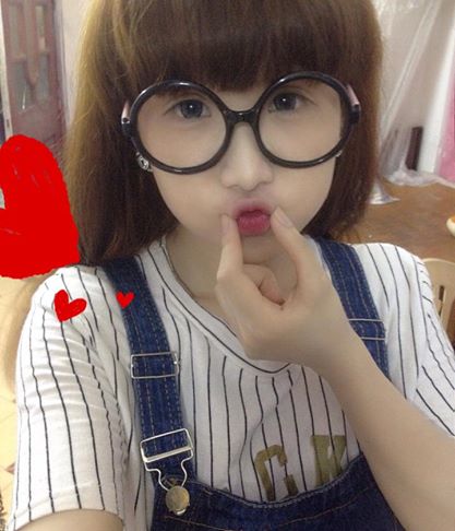 Hot girl Thanh Hóa chuyên chế nhạc “gây sốt” trong giới trẻ