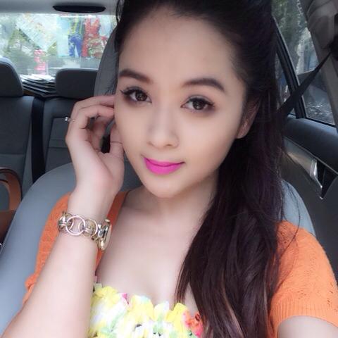 Cận cảnh nữ phóng viên xinh đẹp của đài Hà Nội