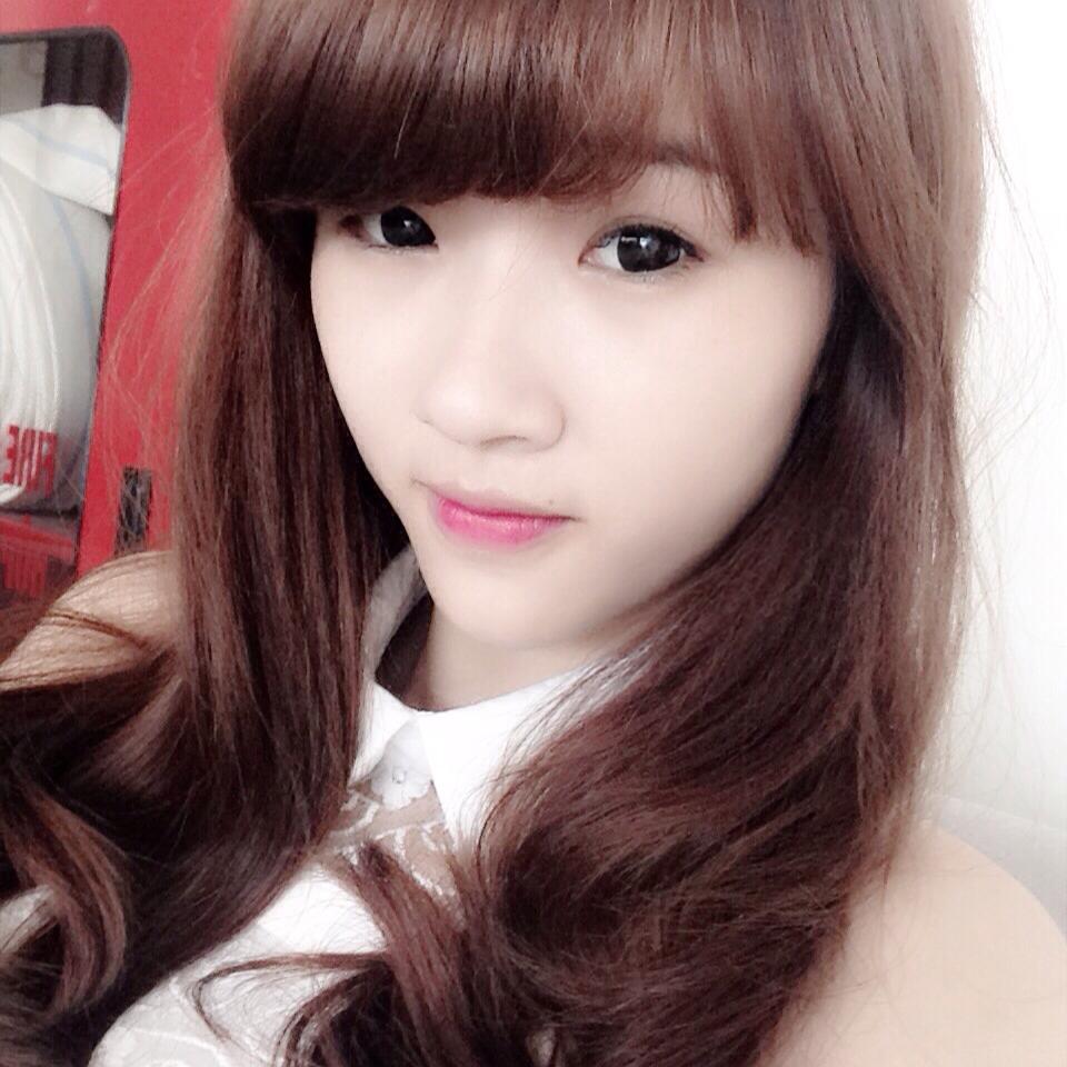 Sự thật về bức ảnh hot girl bán bánh tráng trộn Hà Nội 