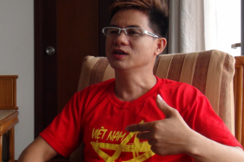 Cáp Anh Tài cover Cơn Bão U19 trước trận đấu Cáp Anh Tài cover Cơn Bão U19 trước trận đấu