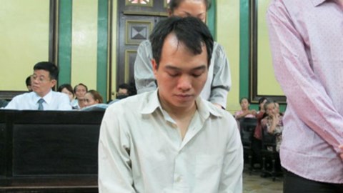 Tú ông bị liệt chân chuyên phục vụ 