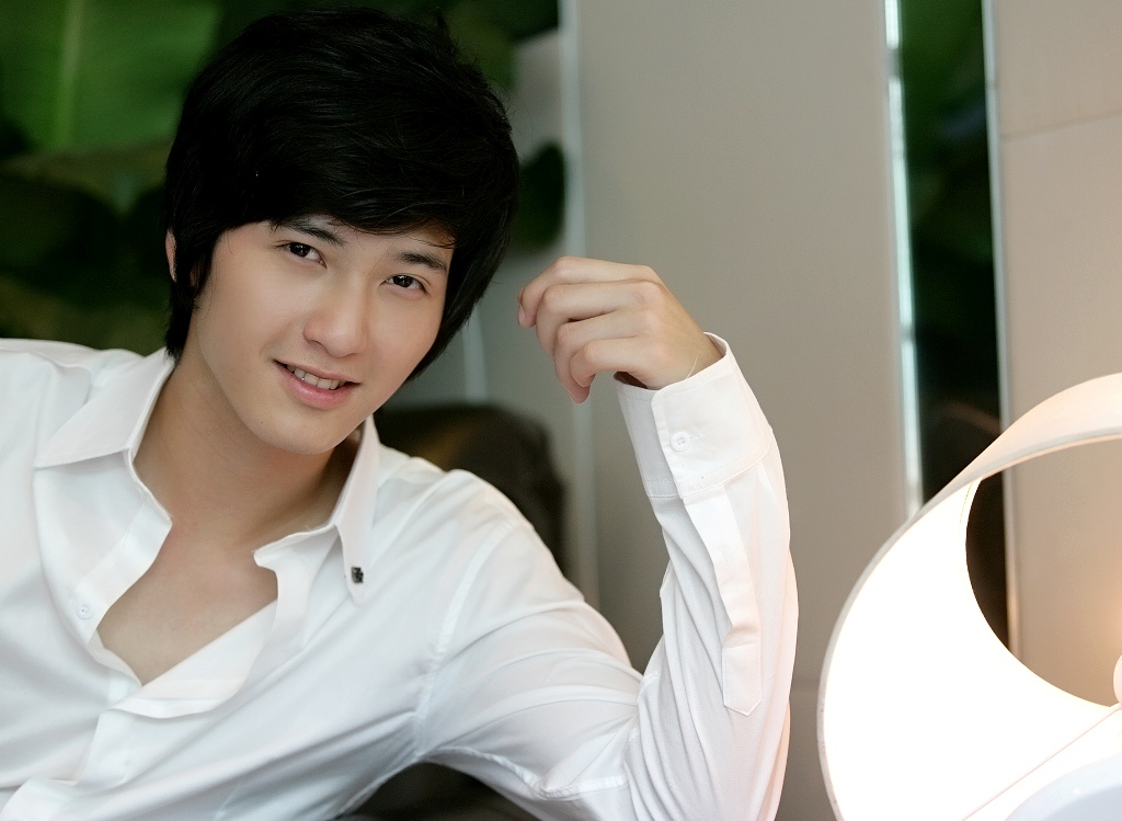 Ngoại hình của những hot boy Việt ngày ấy và bây giờ