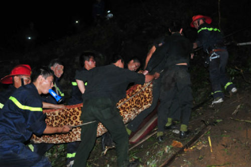 Bảo hiểm Bảo Việt bồi thường 1 tỷ đồng cho nạn nhân vụ xe khách r Bảo hiểm Bảo Việt bồi thường 1 tỷ đồng cho nạn nhân vụ xe khách r