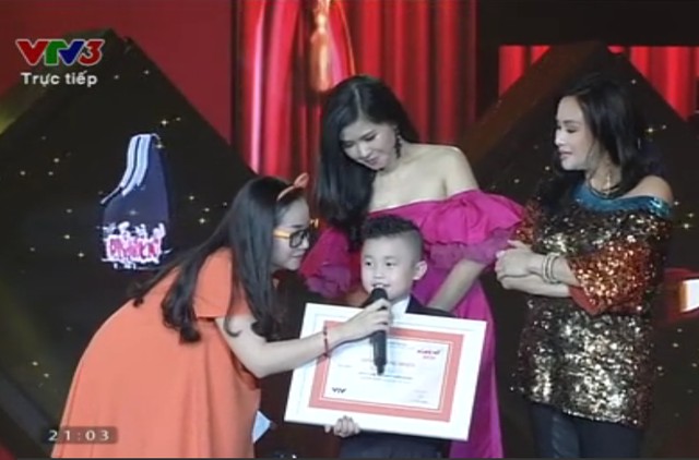 Thu An đăng quang Quán quân Đồ Rê Mí 2014 Thu An đăng quang Quán quân Đồ Rê Mí 2014