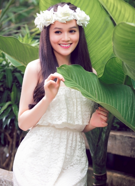 Nhan sắc hot girl Hye Trần giảm 10kg đăng quang Miss Ngôi Sao