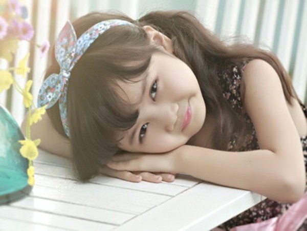 Những em gái 10X xinh đẹp gây sốt cộng đồng mạng Việt