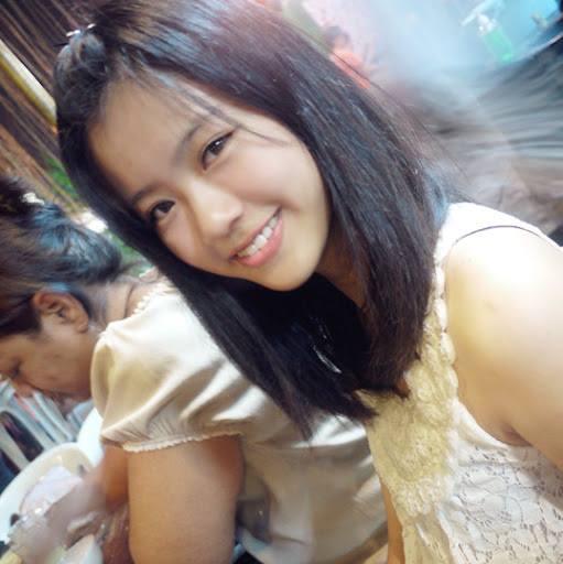 Thiếu nữ xinh như hoa cover hit Pretty boy