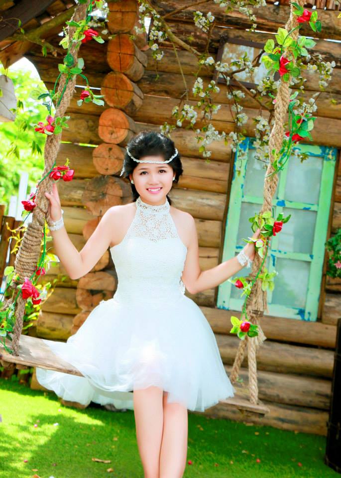 Hot girl bán thịt lợn khoe ảnh cưới xinh lung linh Hot girl bán thịt lợn khoe ảnh cưới xinh lung linh