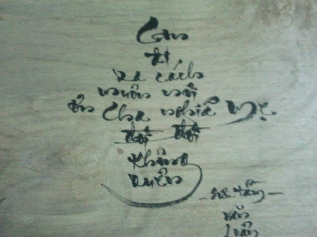 8X Hải Phòng đam mê vẽ tranh thư pháp 