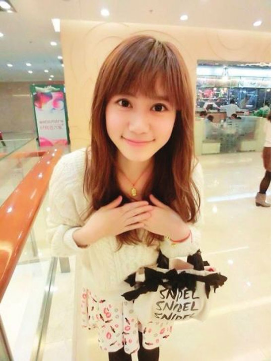 Những cô giáo luôn thu hút mọi ánh nhìn vì “quá xinh”