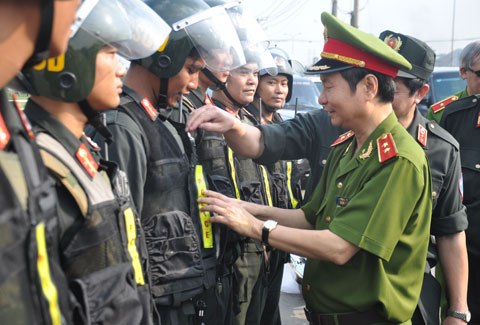 Thượng tướng Phạm Quý Ngọ và chuyên án Đoàn Văn Vươn