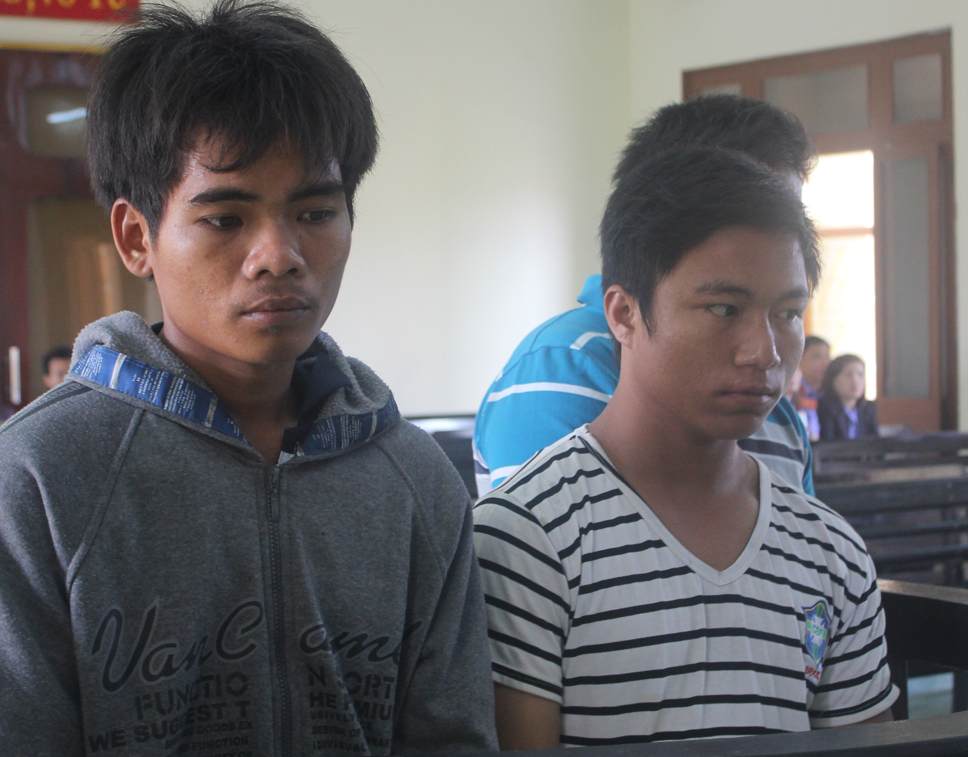 Mặc dù tố tụng sai, Tòa phúc thẩm vẫn giữ y án sơ thẩm