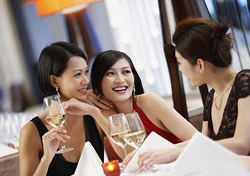 6 kiểu người nên kết bạn nơi công sở