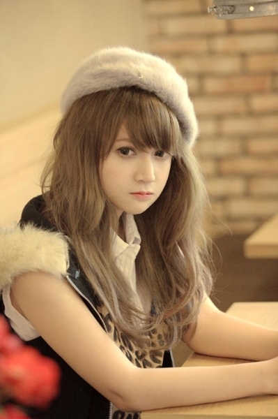 Cô nàng búp bê Macy Pine gây sốt cộng đồng mạng Việt 