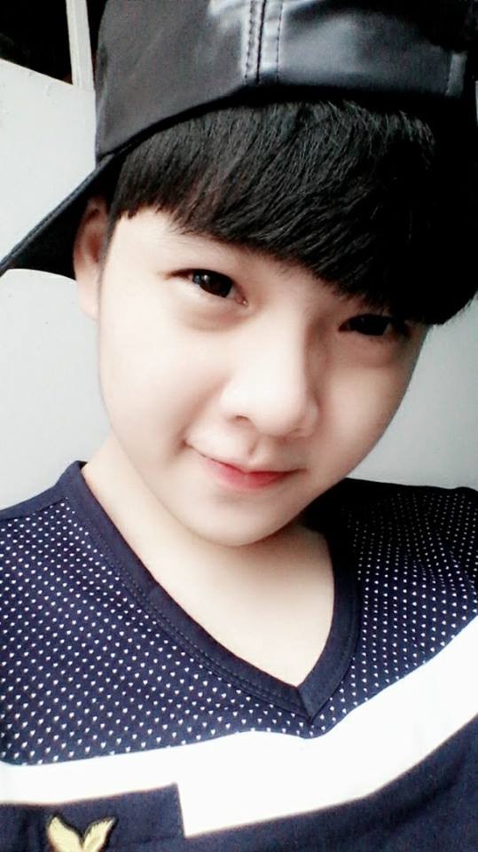 Phát sốt với chàng trai giả gái cực kỳ xinh đẹp Phát sốt với chàng trai giả gái cực kỳ xinh đẹp