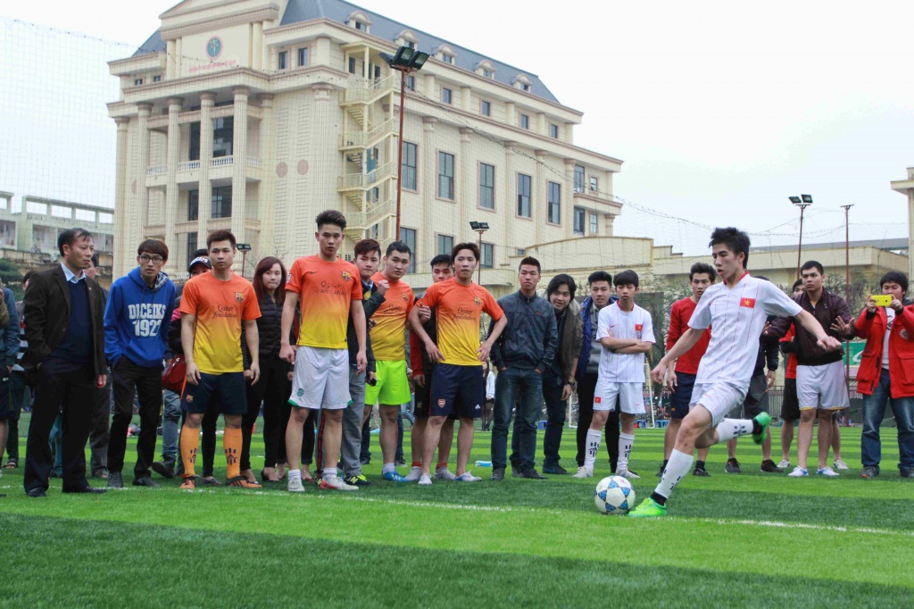 Sinh viên Đại học Sân khấu Điện ảnh Hà Nội sôi nổi ngày 26/3