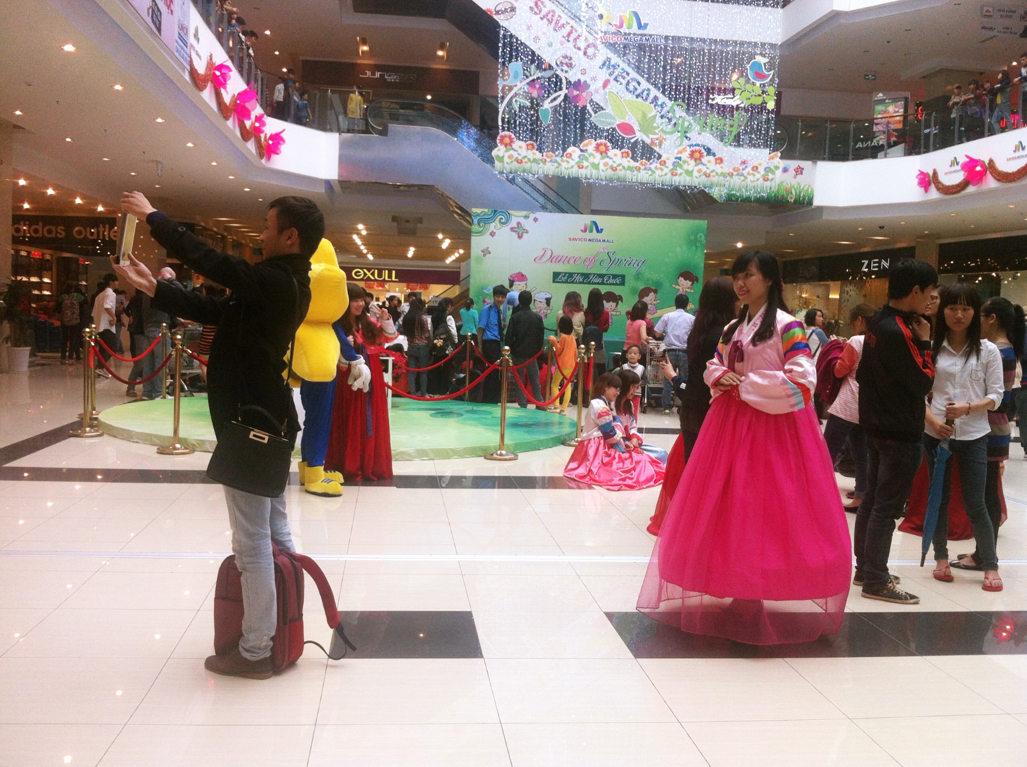 Sôi động cùng lễ hội mùa xuân Hàn Quốc năm 2014