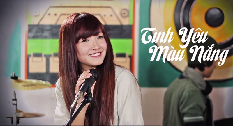 Hot girl xinh đẹp “hút hồn” dân mạng với clip “Tình yêu màu nắng