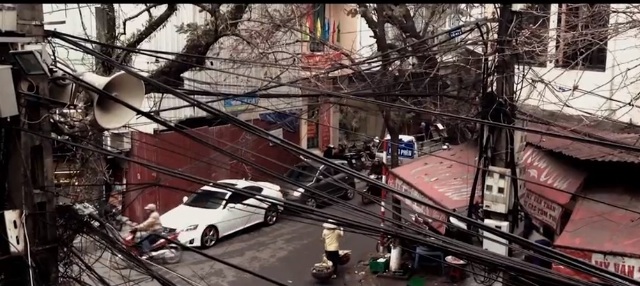 Clip: Giới trẻ Hà Nội sôi động cùng điệu nhảy Happy