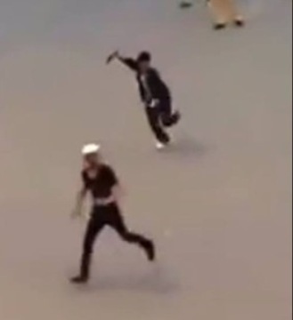 Tin hot: Chàng trai ngáo đá cầm dao đuổi chém công an từng gây án